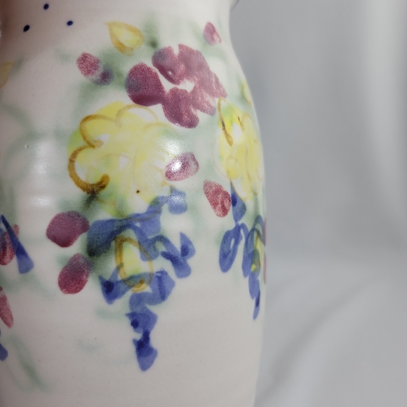 Clouds Pottery Folsom California Floral Vase - Picture 3 of 11